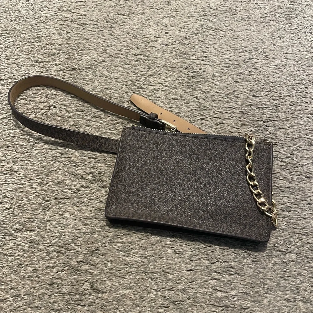 Designer-Style Brown Crossbody Bag with Gold Chain